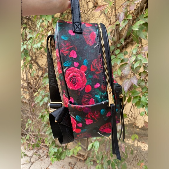 NWT JUICY COUTURE WOMENS MINI BACKBAG PATTERN'S PETAL ROSES - Picture 4 of 9